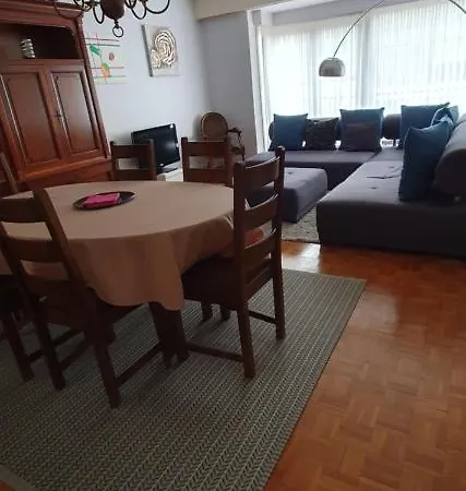 Cosy Near The And Center Apartment *